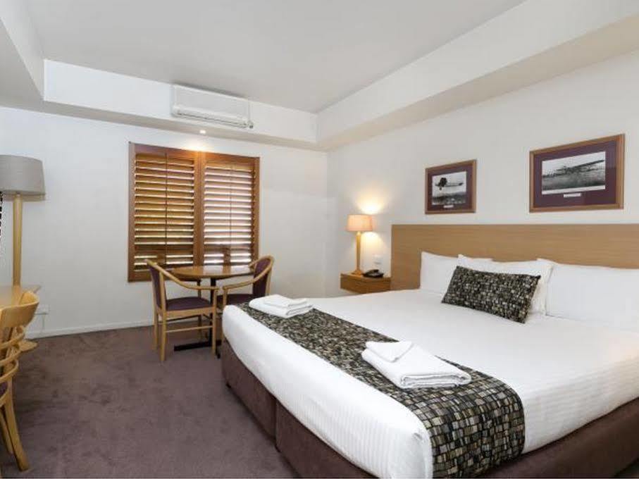 Kingsford Smith Motel Брисбен Экстерьер фото